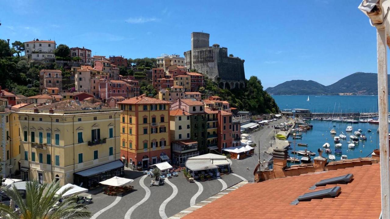 Square Views Apartment Lerici Exterior photo